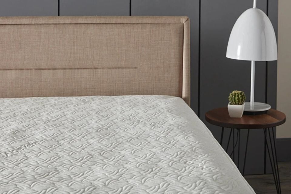 Aloe Vera Sıvı Geçirmez Fitted Alez 160 x 200 cm - Beyaz