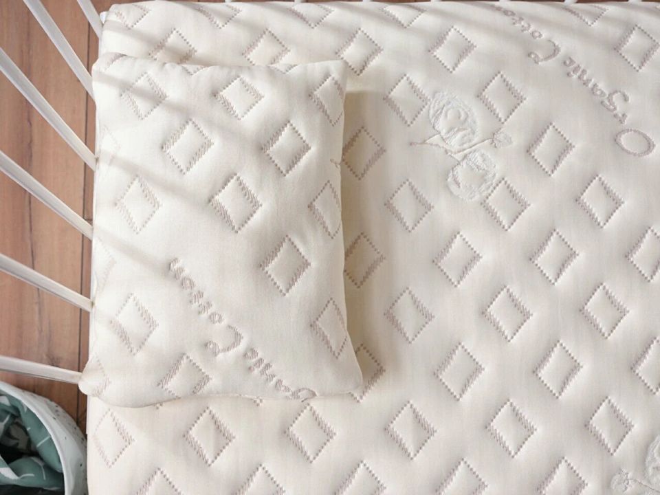 Organik Pamuk Bebek Yastığı 35 x 45 cm - Ekru