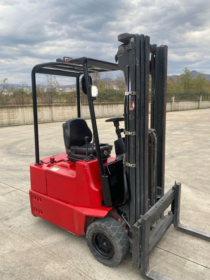 2005 MODEL LİNDE 1.2 TON ELEKTRİKLİ FORKLİFT
