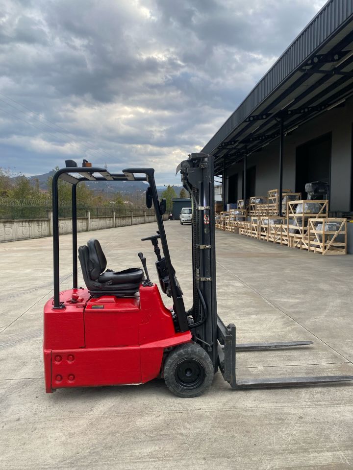 2005 MODEL LİNDE 1.2 TON ELEKTRİKLİ FORKLİFT