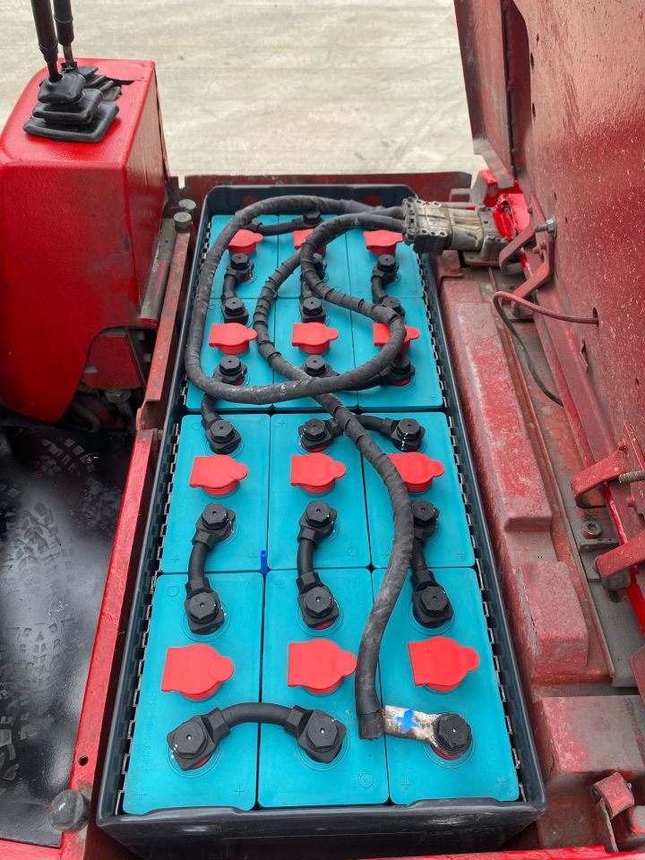 2005 MODEL LİNDE 1.2 TON ELEKTRİKLİ FORKLİFT
