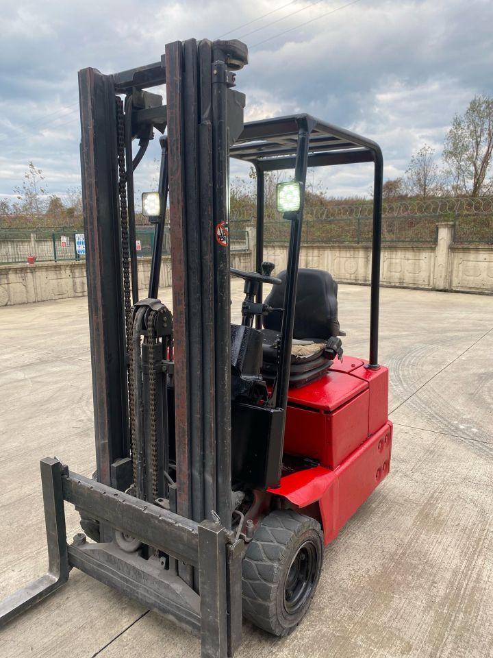 2005 MODEL LİNDE 1.2 TON ELEKTRİKLİ FORKLİFT